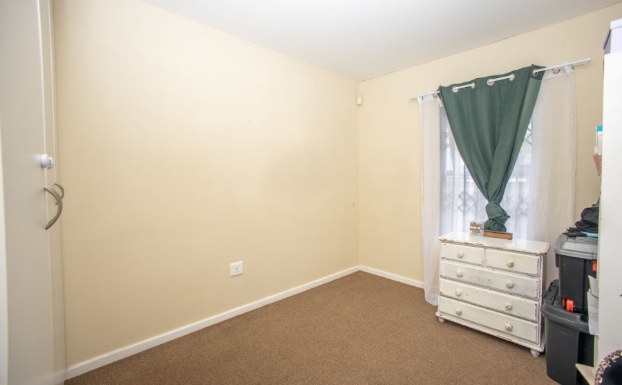 2 Bedroom Property for Sale in Nahoon Valley Park Eastern Cape